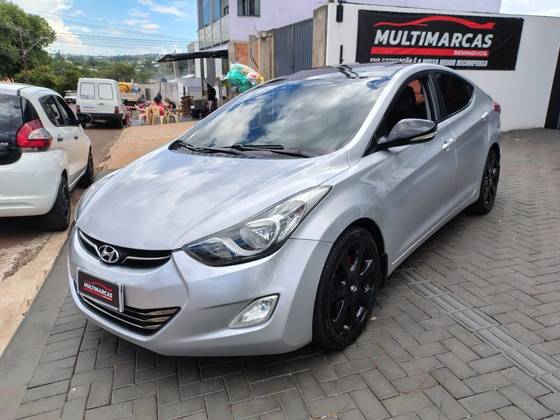 HYUNDAI ELANTRA 1.8 GLS 16V GASOLINA 4P MANUAL HYUNDAI ELANTRA 1.8 GLS 16V GASOLINA 4P MANUAL